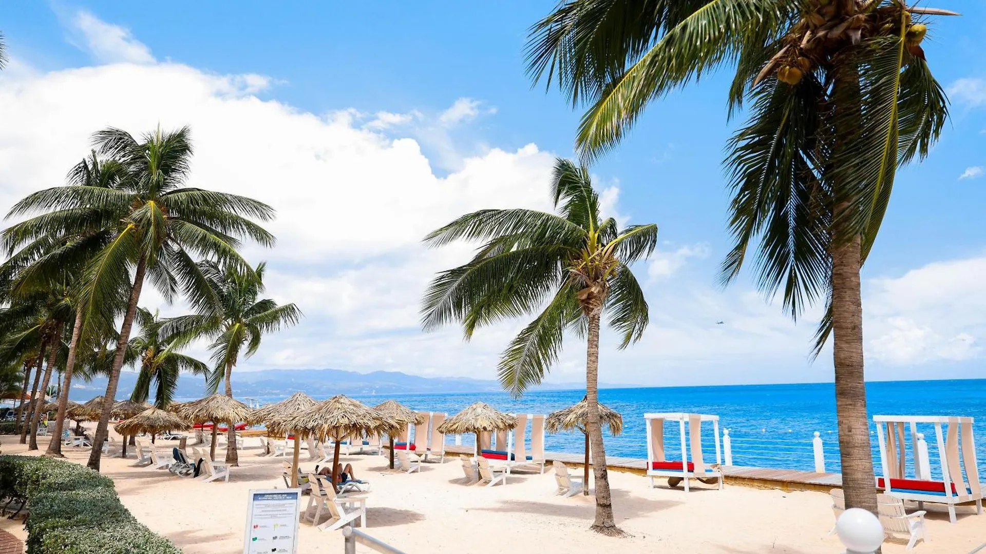 ***  Grand Decameron Montego Beach, A Trademark All-Inclusive Resort Montego Bay Jamaica