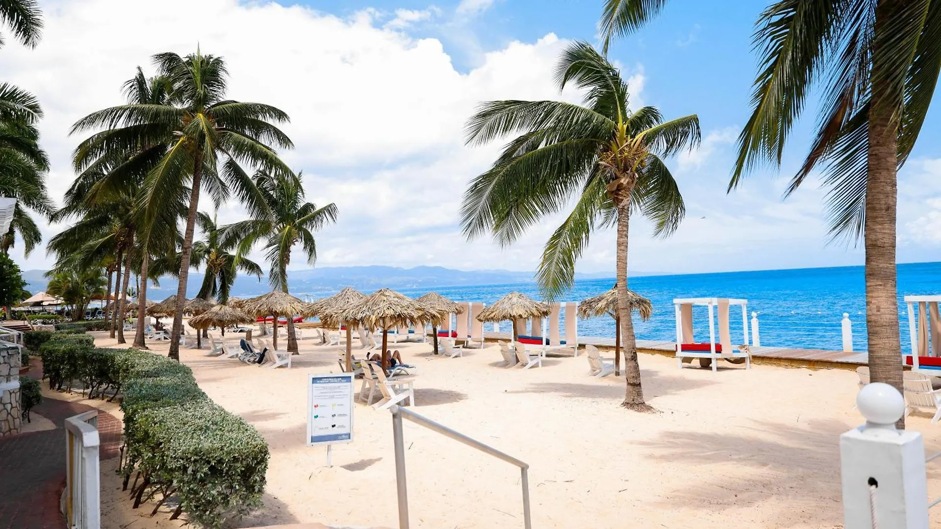 Grand Decameron Montego Beach, A Trademark All-Inclusive Resort Montego Bay Jamaica