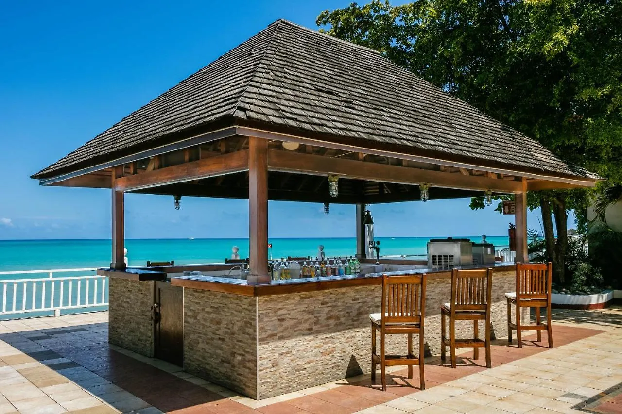 Grand Decameron Montego Beach, A Trademark All-Inclusive Resort Montego Bay 3*,