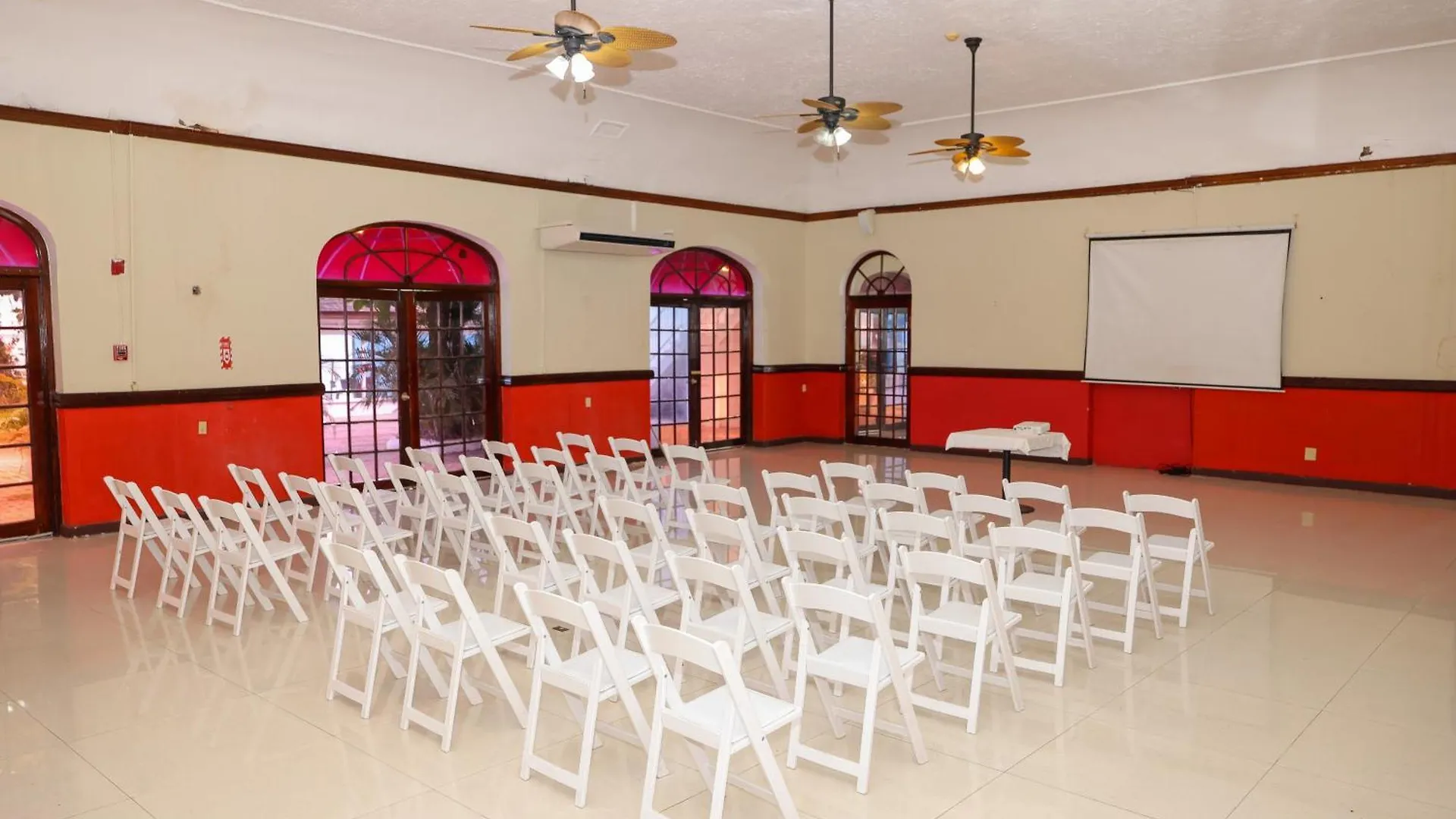 ***  Grand Decameron Montego Beach, A Trademark All-Inclusive Resort Montego Bay Jamaica