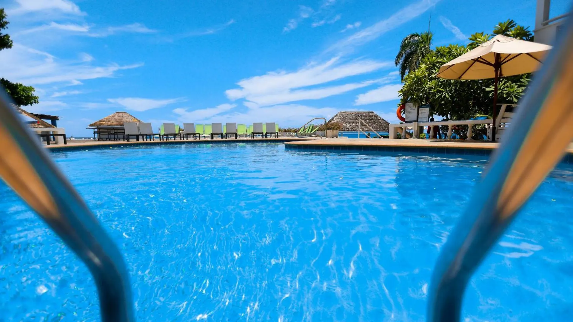 Grand Decameron Montego Beach, A Trademark All-Inclusive Resort Montego Bay