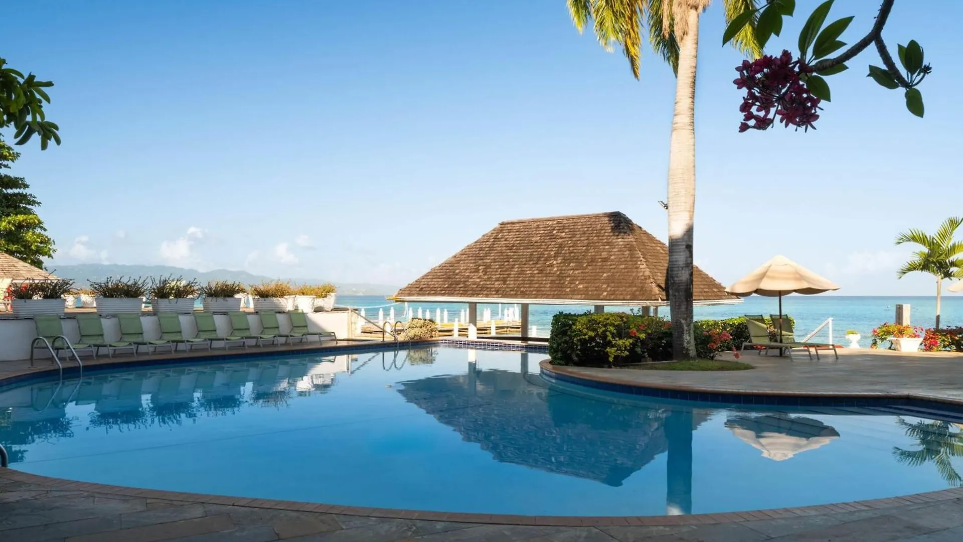 Grand Decameron Montego Beach, A Trademark All-Inclusive Resort Montego Bay